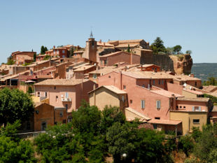 A view over the roofs of nearby Roussillon village.